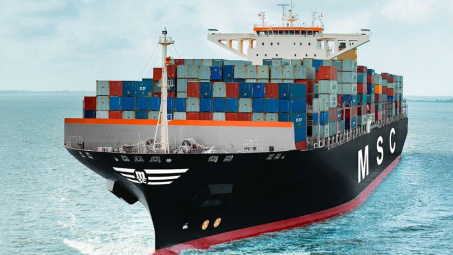 Tháng 1/2014: Phụ phí vận chuyển hàng hóa đường biển tăng cao 