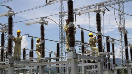 Đóng điện Trạm biến áp 500 kV Thạnh Mỹ