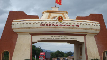 Ký kết MOU về thỏa thuận "Một cửa, một lần dừng" tại cửa khẩu Lao Bảo - Danhsavanh