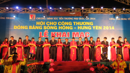  Khai mạc Hội chợ Công Thương đồng bằng sông Hồng –  Hưng Yên 2014