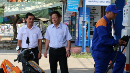 Tổng giám đốc Petrolimex kiểm tra kinh doanh xăng E5 RON 92 tại Petrolimex Cần Thơ