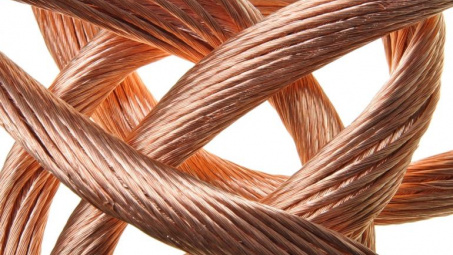 Giá đồng phục hồi tăng trở lại