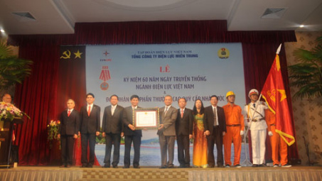 EVNCPC kỷ niệm 60 năm ngày truyền Điện lực Việt Nam và đón nhận các phần thưởng cao quý 