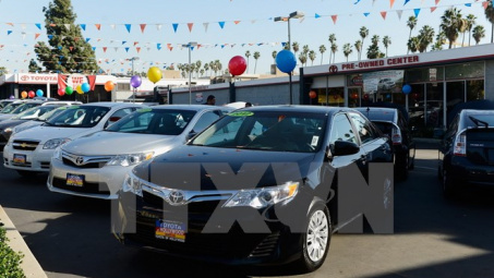 Lập kỷ lục bán hàng hơn 10 triệu xe, Toyota vẫn khó khăn tại Nhật