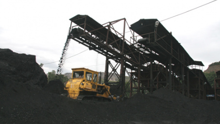 Năm 2014: Than Khe Chàm sản xuất 1,35 triệu tấn than hầm lò