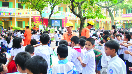 Tổng công ty Điện lực Thành phố Hà Nội: Áp dụng nhiều hình thức tuyên truyền tiết kiệm điện