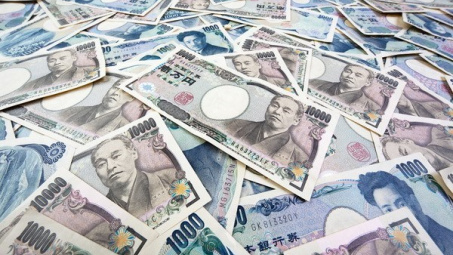 Đồng yen bật tăng so với đồng USD nhờ đà lao dốc của giá dầu