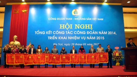 Công đoàn TKV tổng kết phong trào công nhân viên chức năm 2014 - triển khai nhiệm vụ 2015