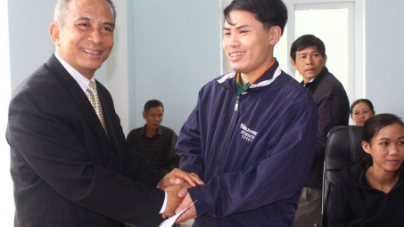 Chủ tịch Tổng LĐLĐVN Đặng Ngọc Tùng: Xây dựng thỏa ước lao động tập thể có lợi hơn cho công nhân