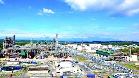 Nhà máy Lọc - Hóa dầu Dung Quất: 5 năm an toàn, ổn định
