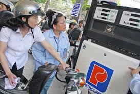 Liên bộ Công Thương - Tài chính điều hành kinh doanh xăng dầu ngày 24/02/2015