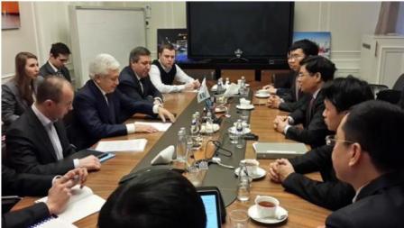 Lãnh đạo Tập đoàn Dầu khí Việt Nam thăm và làm việc với Gazprom-Neft tại Liên Bang Nga