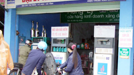 Công ty Xăng dầu Hà Tĩnh: Một năm vượt khó đi lên