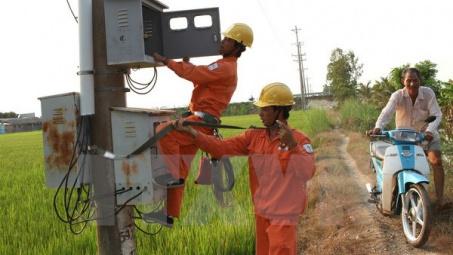 "Điều chỉnh giá bán điện từ ngày 16/3/2015 để đáp ứng yếu tố thị trường"