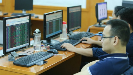 Sửa đổi Nghị định 58: “Nới chiếc áo chật” cho thị trường chứng khoán