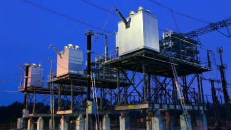 Đóng điện thành công công trình "Nâng dung lượng tụ bù đường dây 500 kV Nho Quan - Hà Tĩnh"