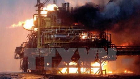Sản lượng dầu mỏ Mexico giảm sút sau vụ hỏa hoạn gây chết người