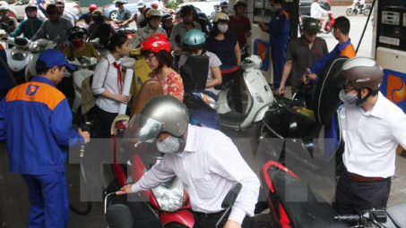 Chính thức giảm thuế nhập khẩu các mặt hàng xăng, dầu từ ngày 14/4/2015