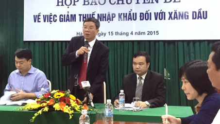 Hài hòa lợi ích các bên khi giảm thuế nhập khẩu xăng dầu