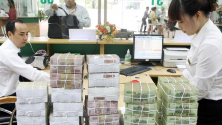 Hơn 50% tổ chức tín dụng kỳ vọng giảm nhẹ mặt bằng lãi suất