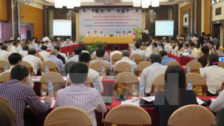 Diễn đàn kinh tế mùa Xuân: Tiếp tục cải thiện môi trường đầu tư