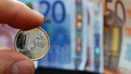 Đồng euro mất giá trước thềm cuộc họp của Eurogroup