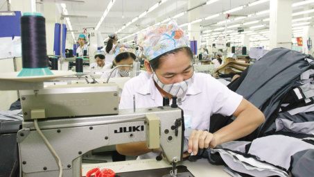 The fact of training and developing human resources of Vietnamese textile industry