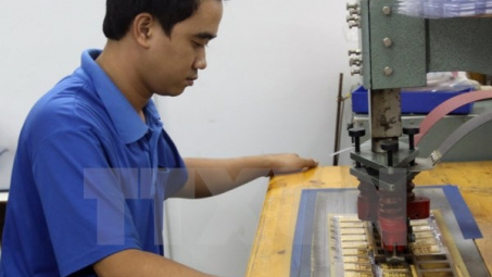 Giá vàng trong nước, ngoại tệ trên đà tăng nhẹ so với đầu tuần
