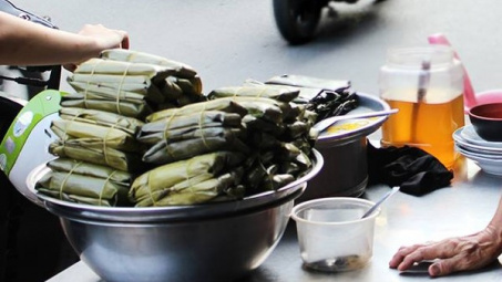Tiệm bánh Huế 68 năm ở Sài Gòn