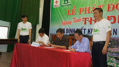 Bắc Giang: Sôi nổi cuộc thi Gia đình tiết kiệm điện 2015 