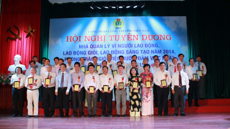 Lao động ngành Công Thương: Tròn vai sáng tạo, đảm đang