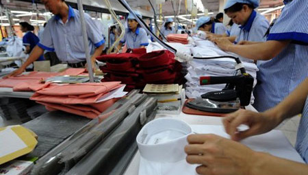 Local bank to spend 2 billion USD to assist apparel firms