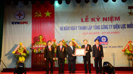 Tổng công ty Điện lực miền Trung: Kỷ niệm 40 năm ngày thành lập