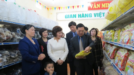 “Cắm rễ” tại Thanh Sơn, hàng Việt sẽ tỏa đi rất xa