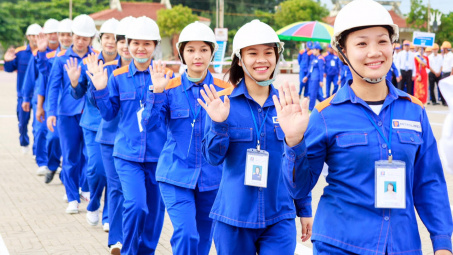 Nhạc sĩ Văn Dung: Ai cũng cảm thấy có mình trong Bài ca Petrolimex mới là điều quan trọng đối với tôi