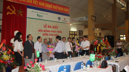 Ra mắt “Hội đồng phát triển gốm Chu Đậu”