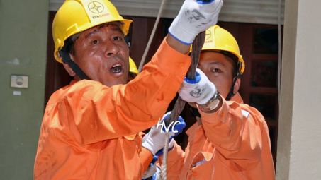 EVN Hà Nội: Tạo điều kiện để khách hàng đồng hành cùng ngành Điện mùa nắng nóng