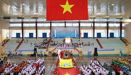 Tổng Công ty Thuốc lá Việt Nam: Khai mạc Hội thao truyền thống CNVCLĐ lần thứ IX năm 2016