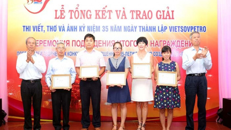 Trao giải cuộc thi viết, thơ, ảnh kỷ niệm 35 năm thành lập Vietsovpetro