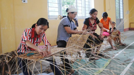 Hỗ trợ đào tạo nghề cho khoảng 20.000 lao động thuộc hộ nghèo, hộ cận nghèo, hộ dân tộc thiểu số, 