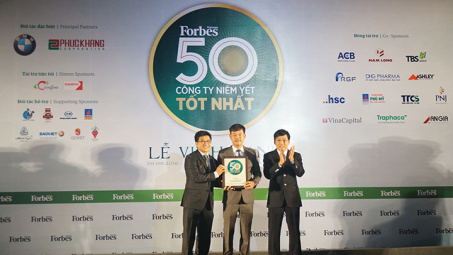 VPVFCCo nhận giải “Top 50 công ty niêm yết tốt nhất Việt Nam”