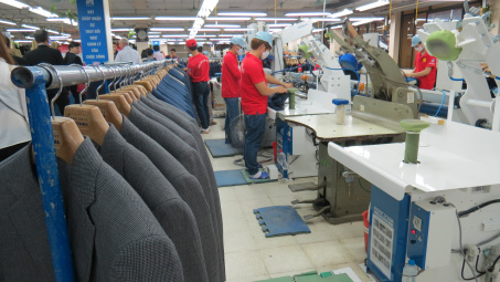 Ngành Dệt May Việt Nam sẽ tiếp tục gặp khó khăn ở cả 3 quý đầu năm 2017