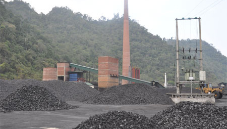 Giá than luyện cốc tại Trung Quốc tăng cao