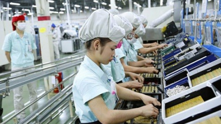 Retail sales, service revenues witness an increase of 9.3 percent