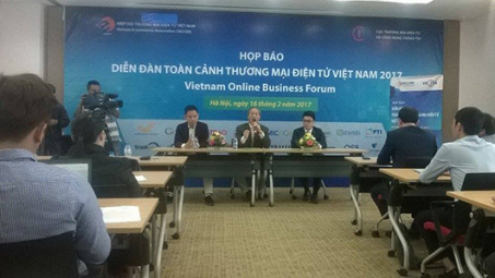 Lần đầu tiên Diễn đàn toàn cảnh Thương mại điện tử lớn nhất tại Việt Nam được tổ chức