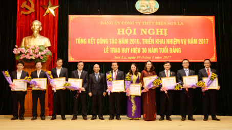 Đảng bộ Công ty thủy điện Sơn La đạt trong sạch, vững mạnh năm 2016