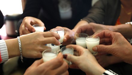 Hãy là người tiêu dùng thông thái khi sử dụng rượu