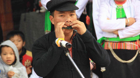 Mắc lỡm anh chàng dân tộc mưu sinh bằng 7 nghề