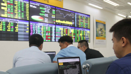 Earning reports, foreign buys to boost stocks