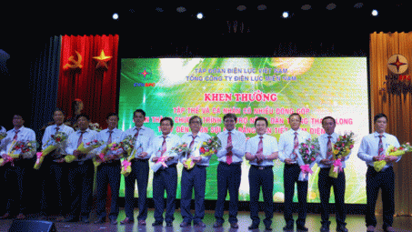 SPC hỗ trợ nông dân trồng thanh long  tiết kiệm 330 tỷ đồng